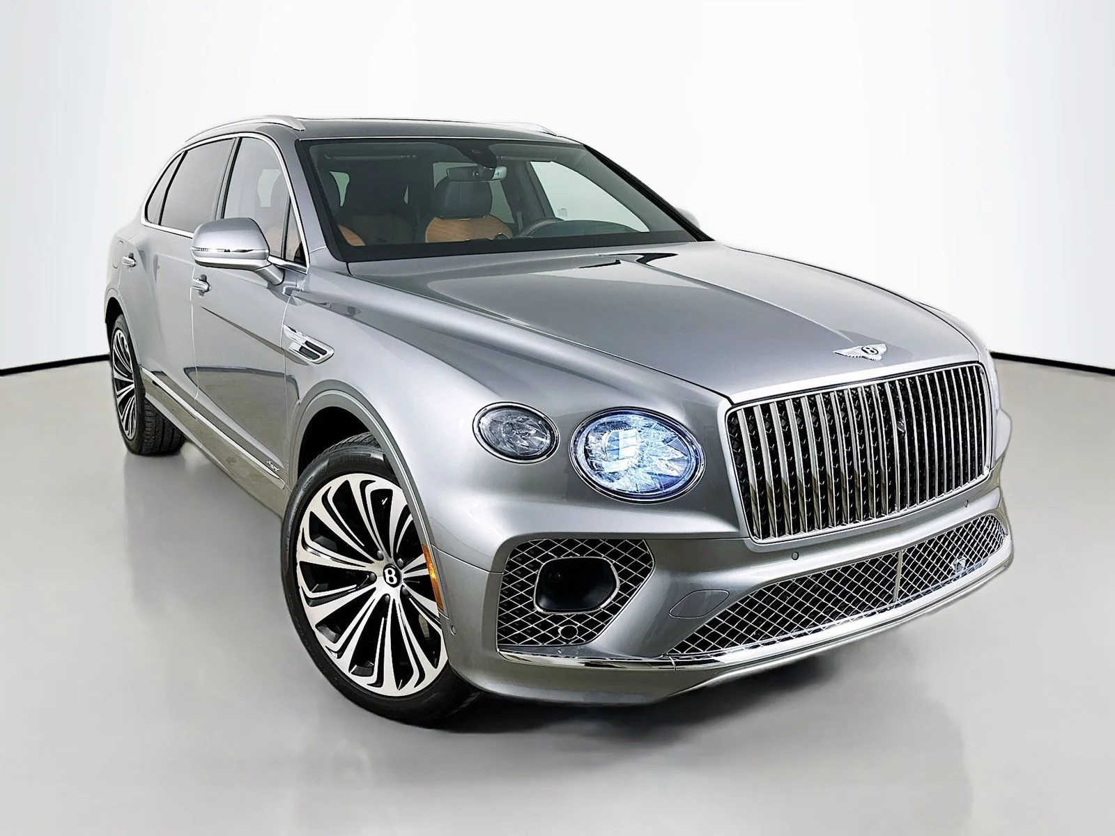 Used 2023 Silver Bentley  image 1