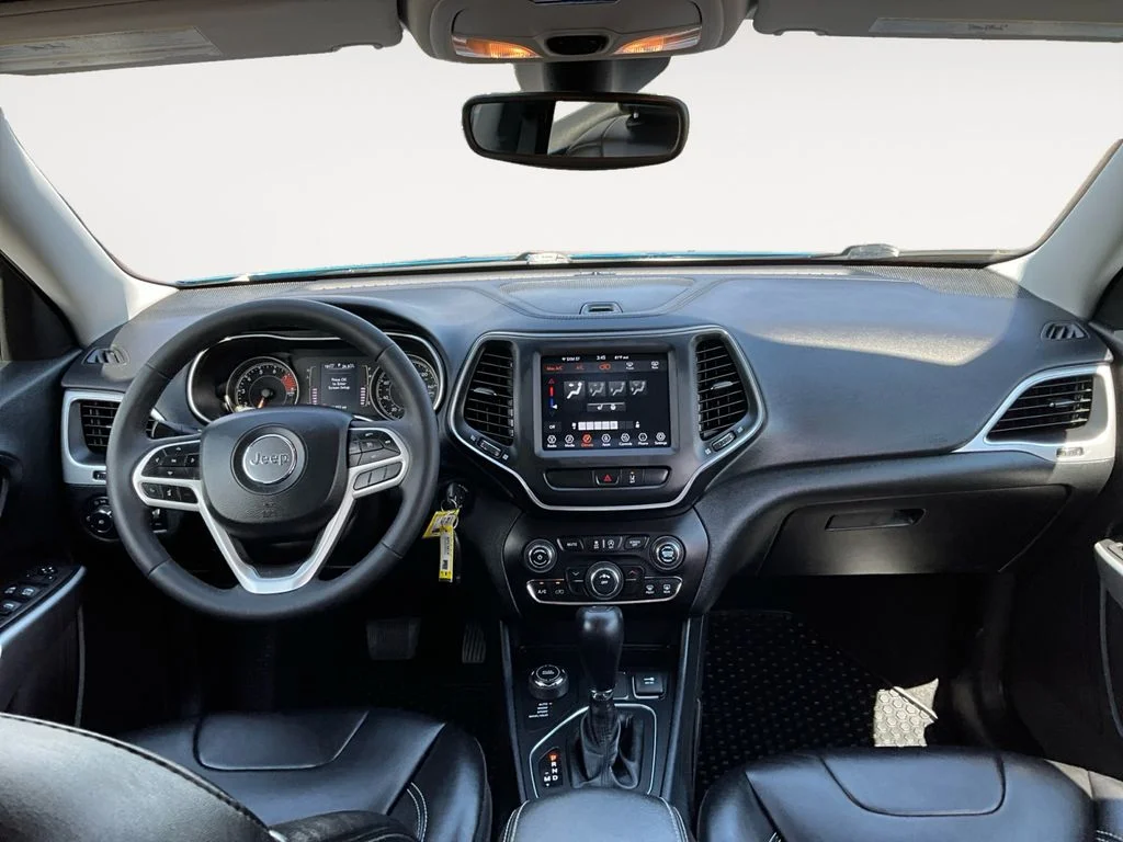 Used 2022 Hydro Blue Pearlcoat Jeep X image 15