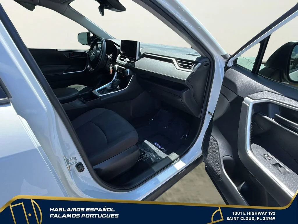 Used 2023 White Toyota LE image 23