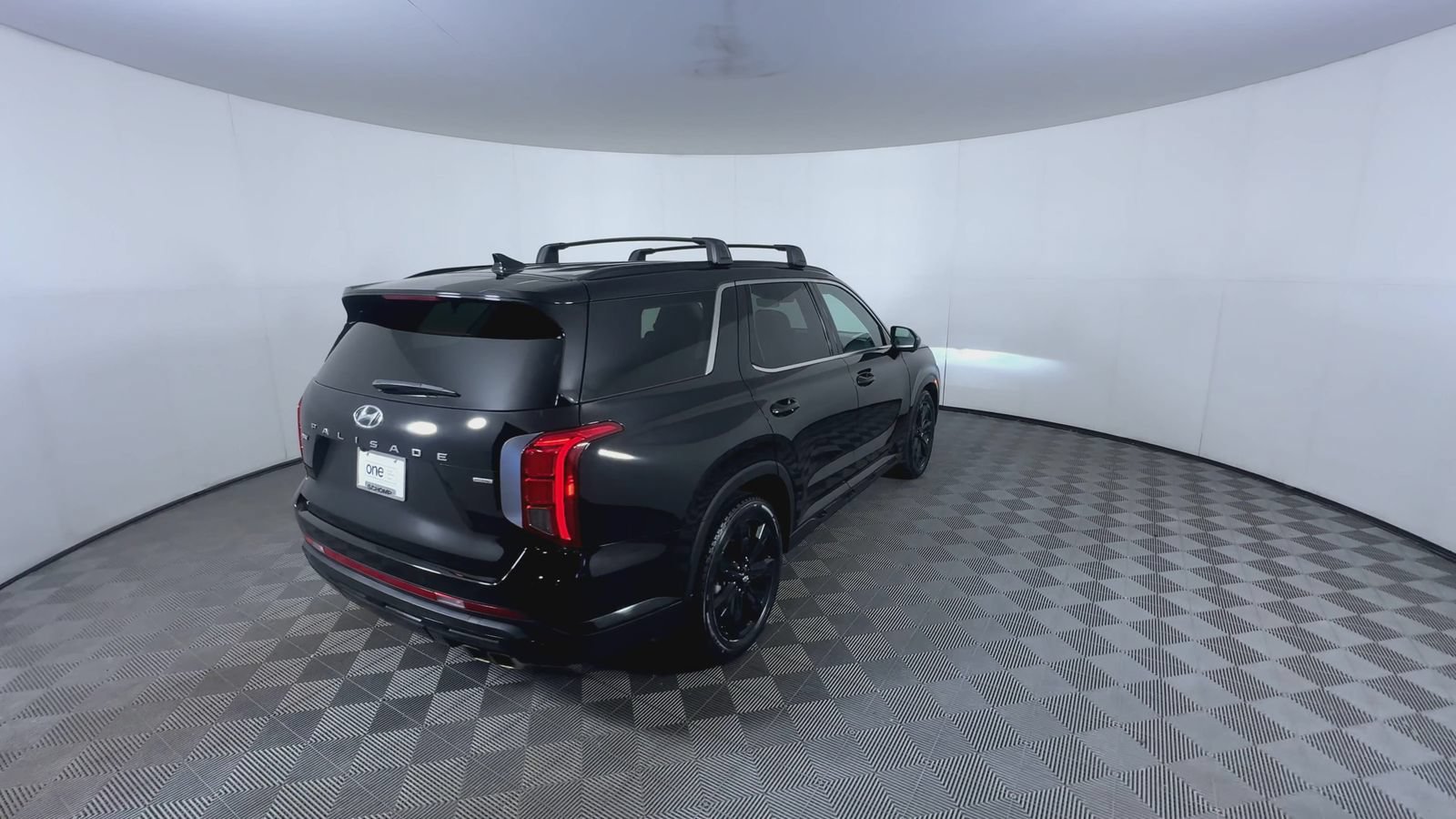 Used 2025 Abyss Black Pearl Hyundai XRT image 8