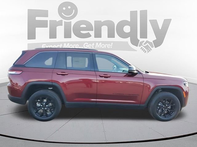 New 2026 Velvet Red Pearl-Coat Exterior Paint Jeep Altitude image 6