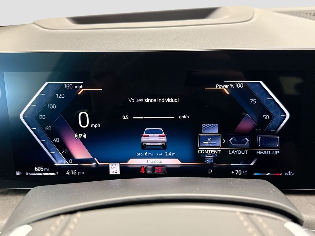 New 2026 White Metallic BMW sDrive40i image 33