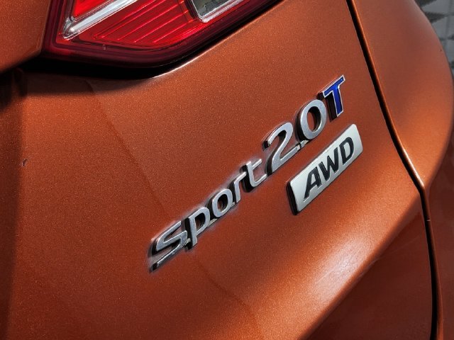2013 Hyundai Santa Fe Sport 2.0T - Photo 11