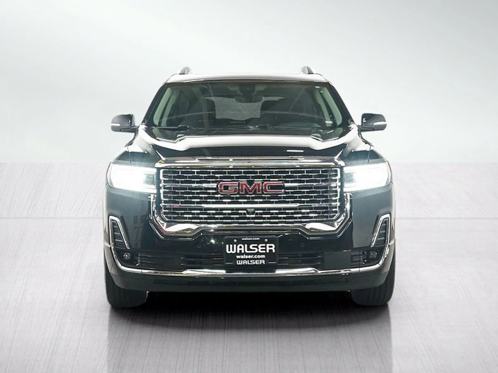 Used 2023 EBONY TWILIGHT METALLIC GMC Denali image 8