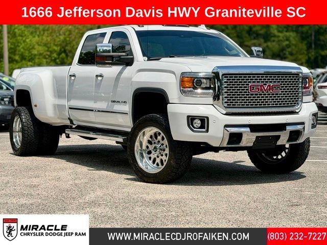 2016 GMC Sierra 4WD Crew Cab Long Box Denali's photo