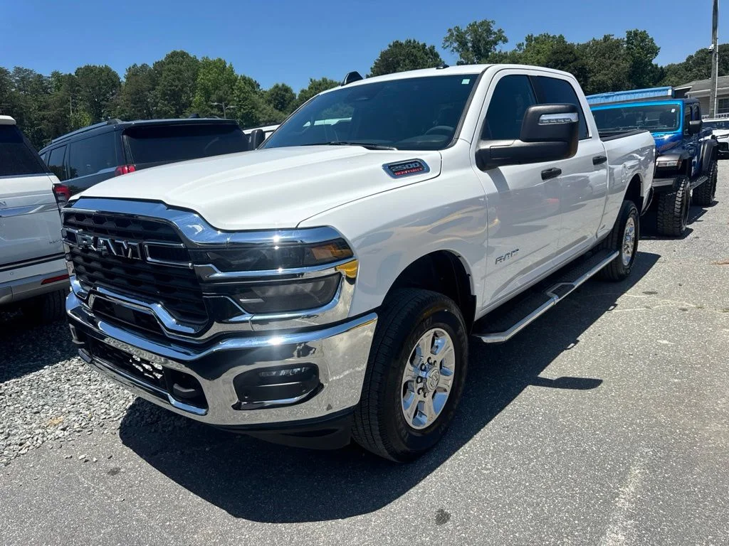 Used 2026 White Ram Big Horn image 1