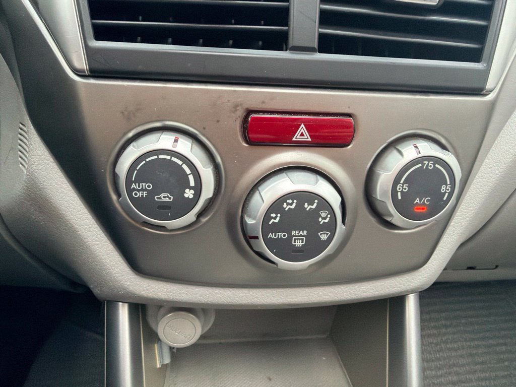 Used 2010 Gray Subaru 2.5X image 19
