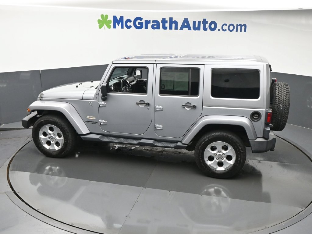 Used 2014 Gray Jeep Unlimited Sahara image 23
