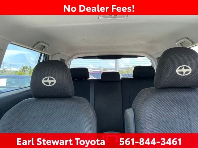 Used 2009 Green Scion Base image 14