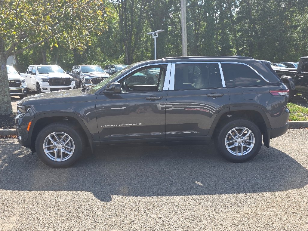 New 2026 Gray Jeep Laredo image 9
