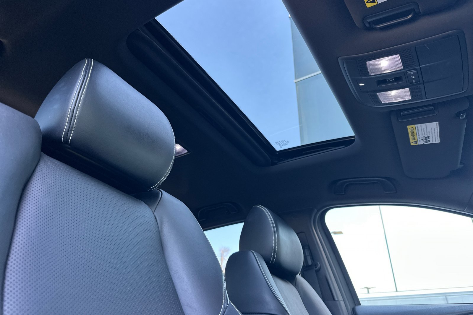 Used 2022 Sonic Silver Metallic Mazda Grand Touring image 18