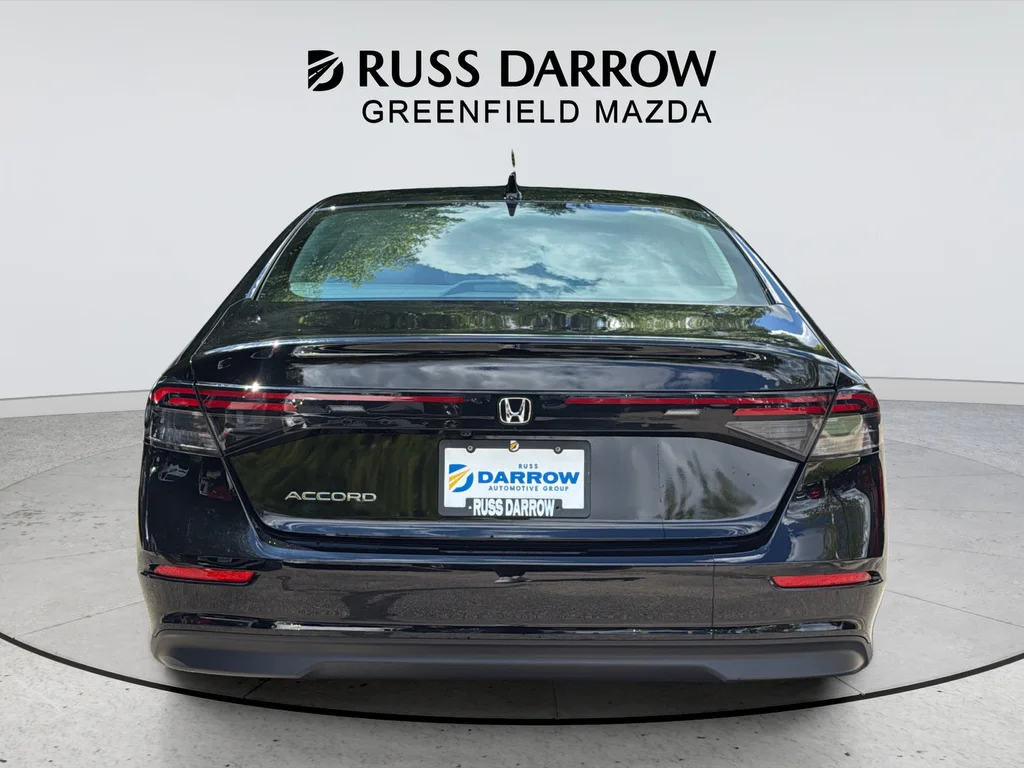 Used 2024  Honda LX image 4