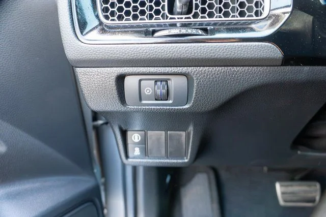 Used 2024  Honda Sport image 16