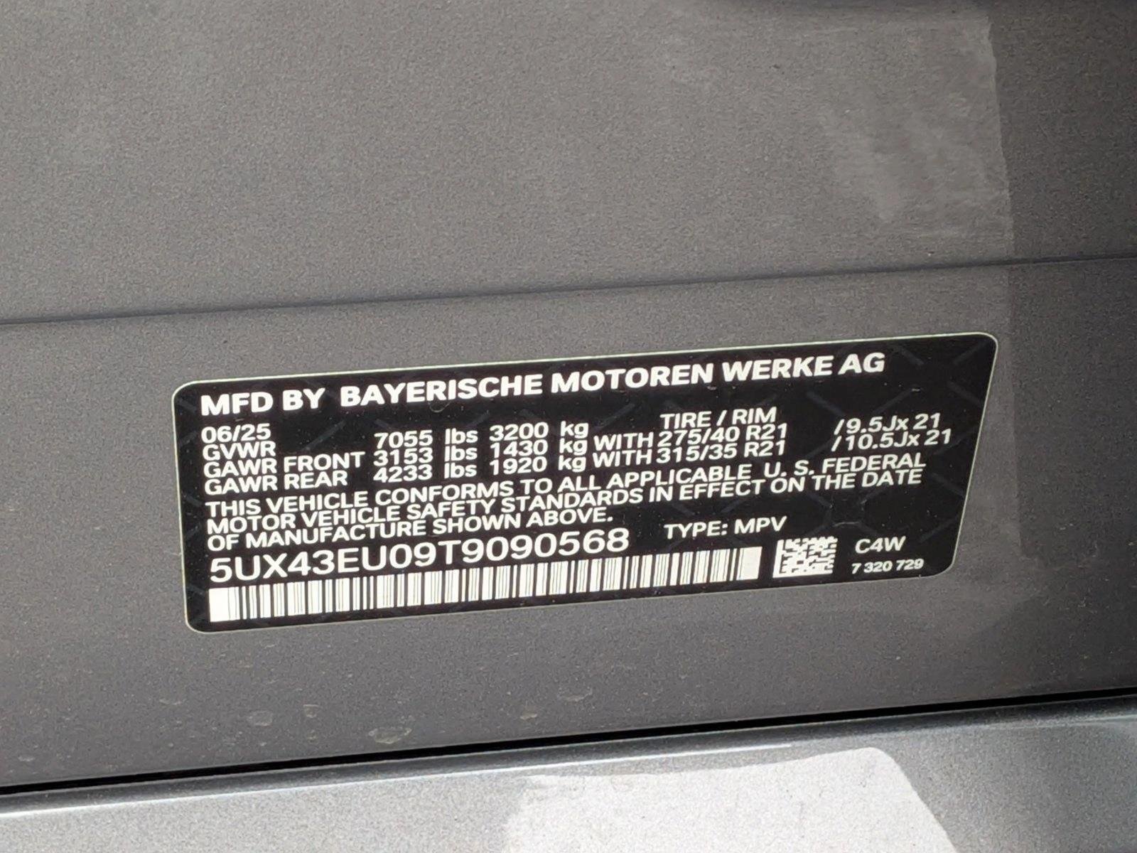 Used 2026 Skyscraper Grey Metallic BMW xDrive50e image 19