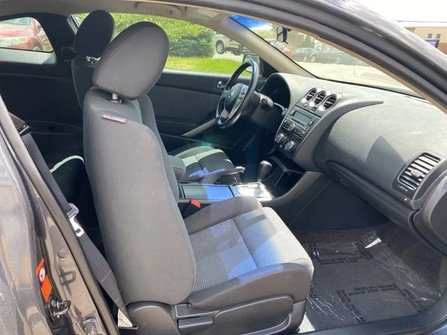 Used 2008 Gray Nissan 2.5 S image 16