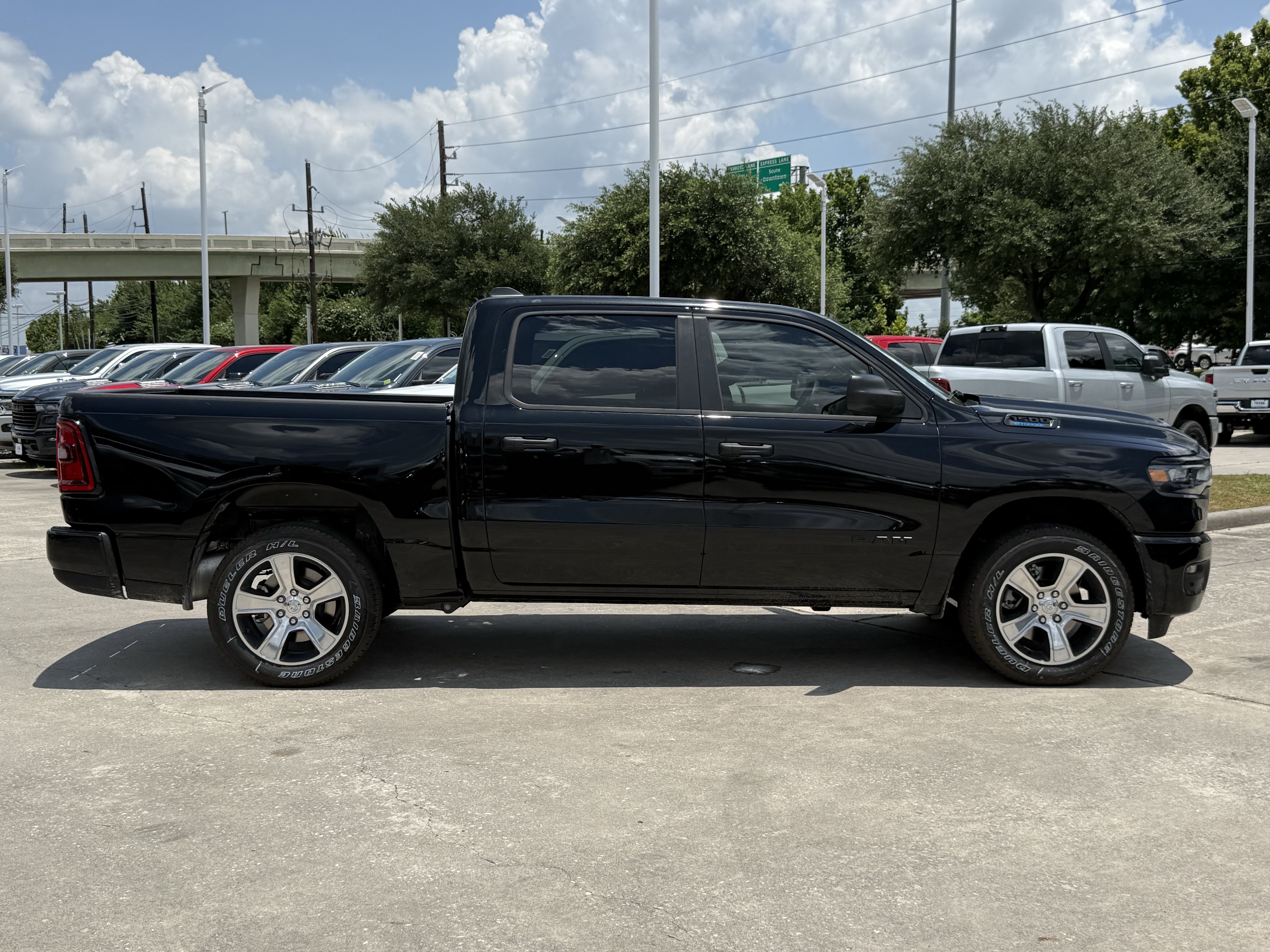 New 2026 Diamond Black Crystal Pearl-Coat Exterior Paint RAM Express image 3