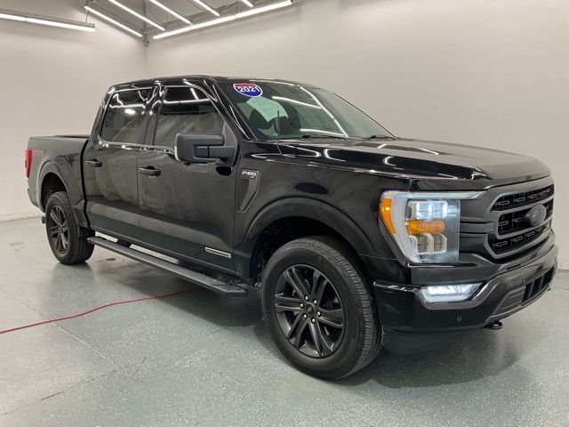 Used 2021 Black Ford XLT image 8