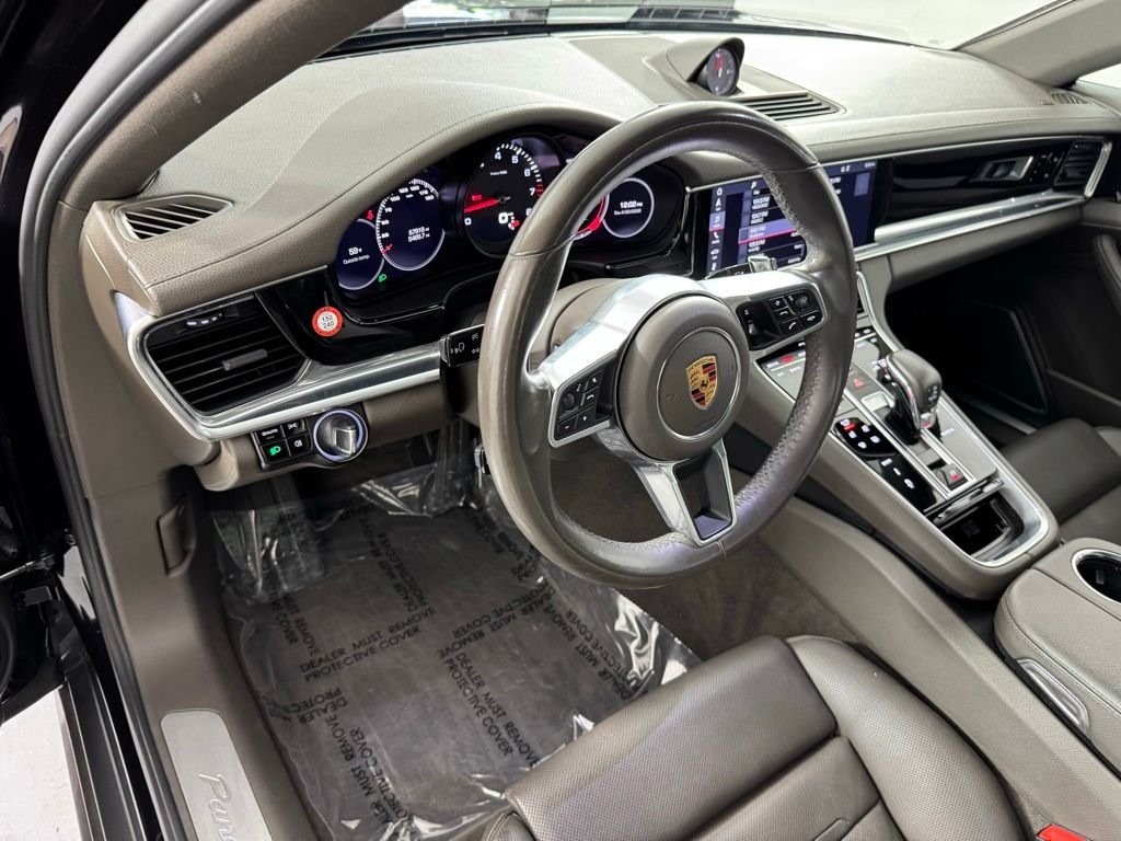 Used 2019 Jet Black Metallic Porsche 4 image 16