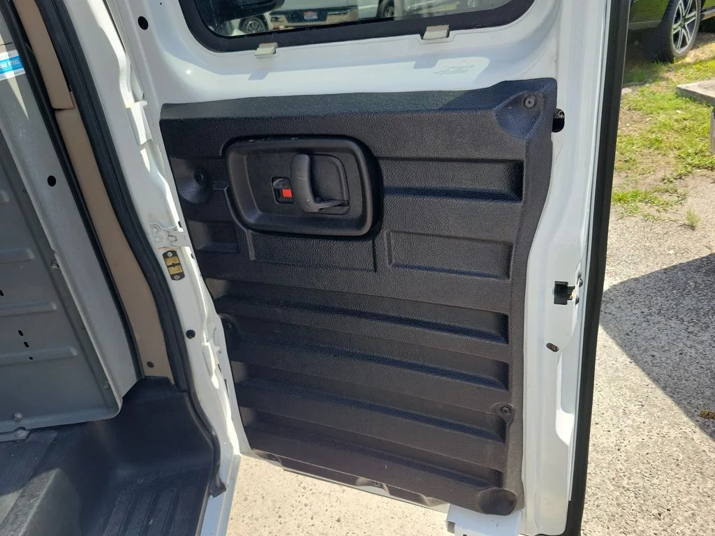Used 2012 White GMC Work Van image 17