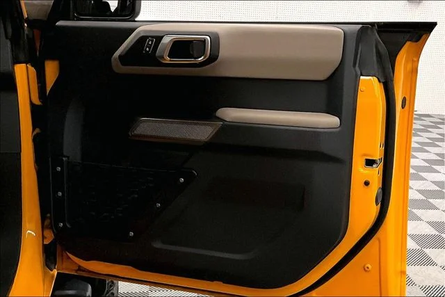 Used 2022 Cyber Orange Metallic Tricoat Ford Wildtrak image 20