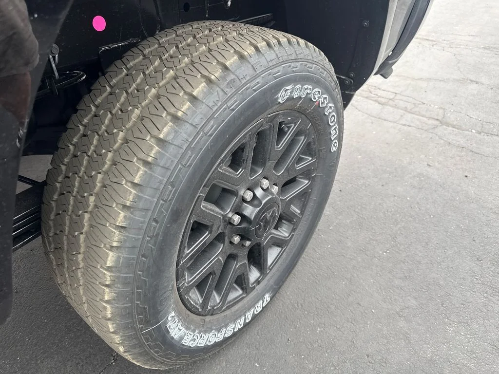New 2026 Diamond Black Crystal Pearl-Coat Exterior Paint RAM Limited image 46