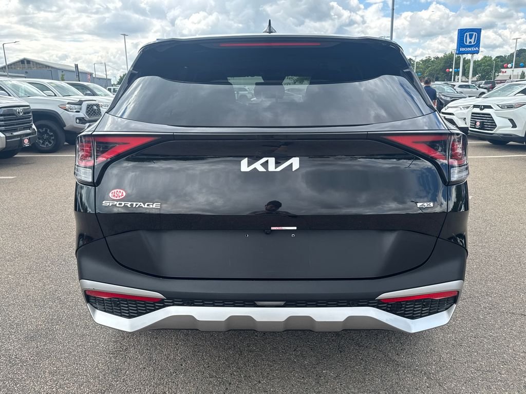 Used 2024 Black Kia LX image 6