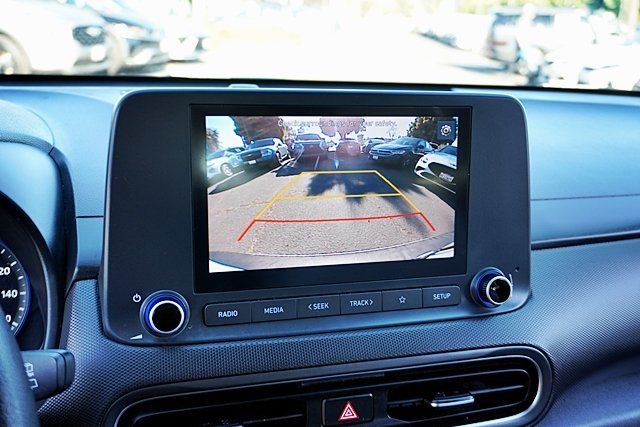 Used 2023 Silver Hyundai SEL image 25