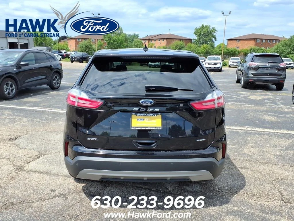 Certified Used 2024 Black Metallic Ford SEL image 6