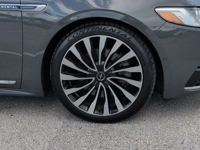 Used 2019 Dark Gray Lincoln Black Label image 11