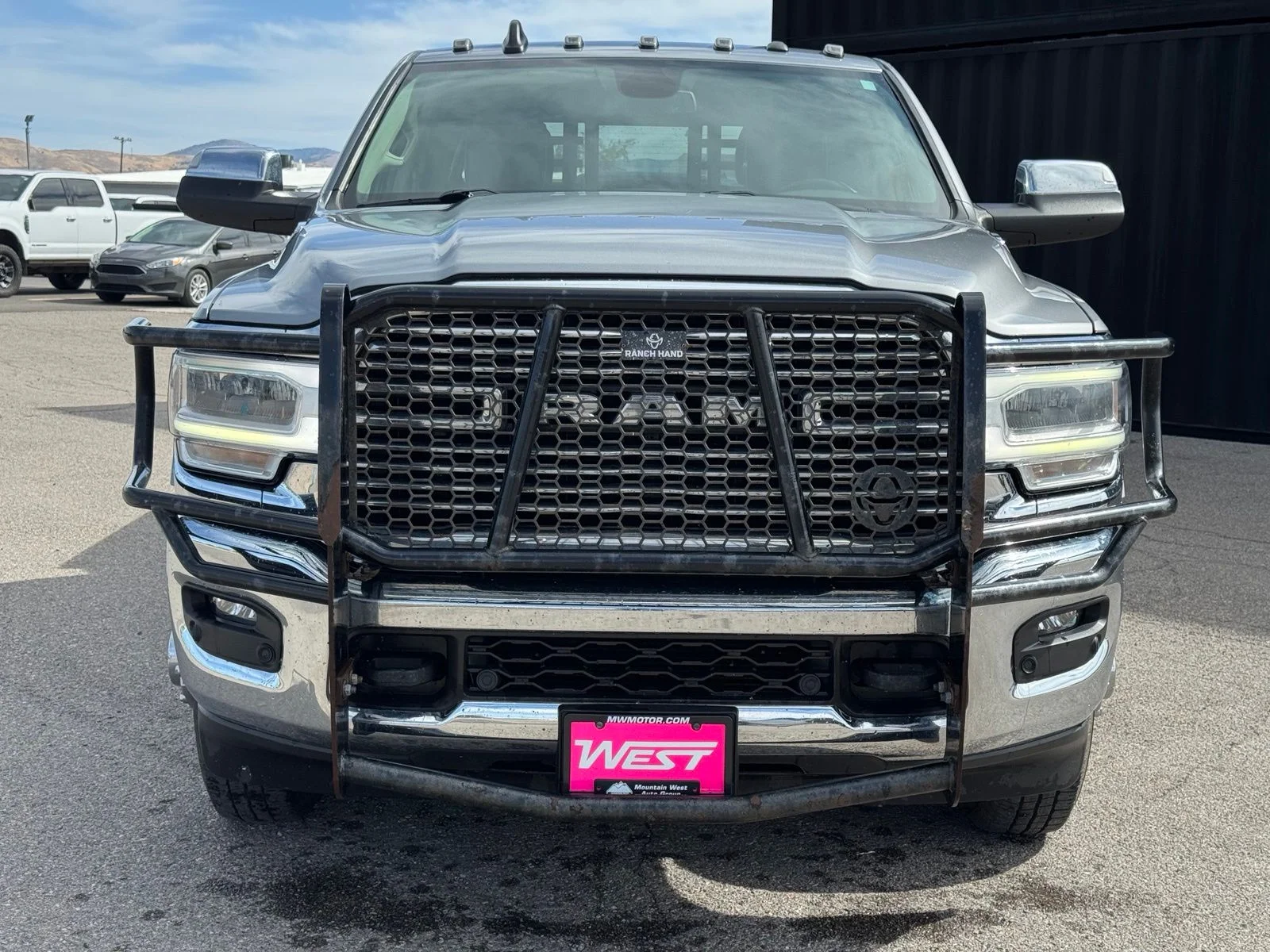 Used 2022 Silver Ram Laramie image 2