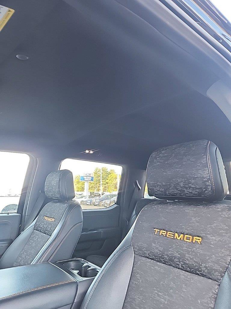 Used 2022 Black Ford Tremor image 3