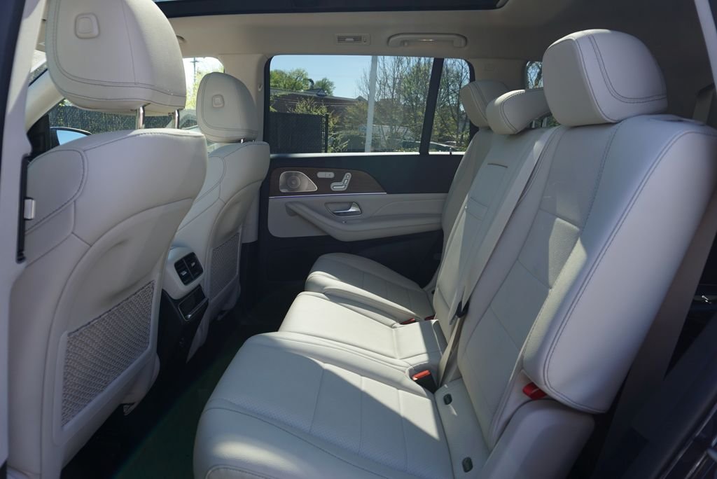 Certified Used 2022  Mercedes-Benz GLS 450 image 31