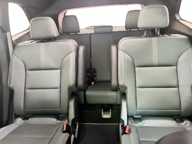 Used 2025 Red GMC AT4 image 27