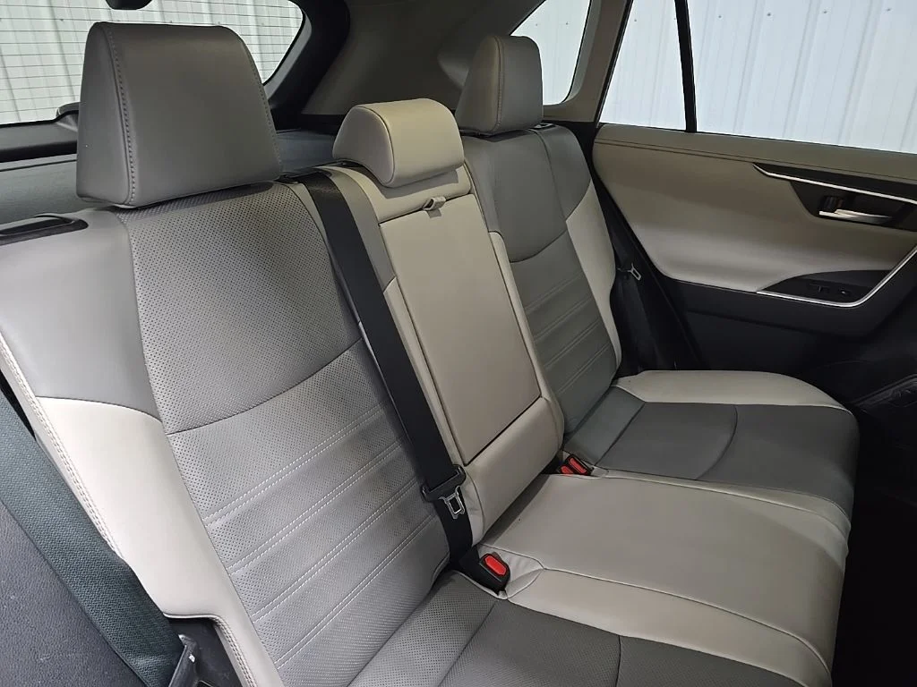2024 Toyota RAV4 Limited - Photo 18