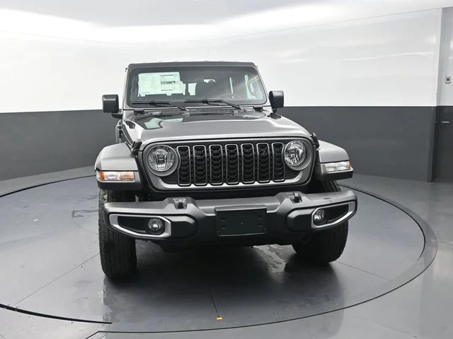 New 2026 Granite Crystal Metallic Clear-Coat Exterior Paint Jeep Sport image 4