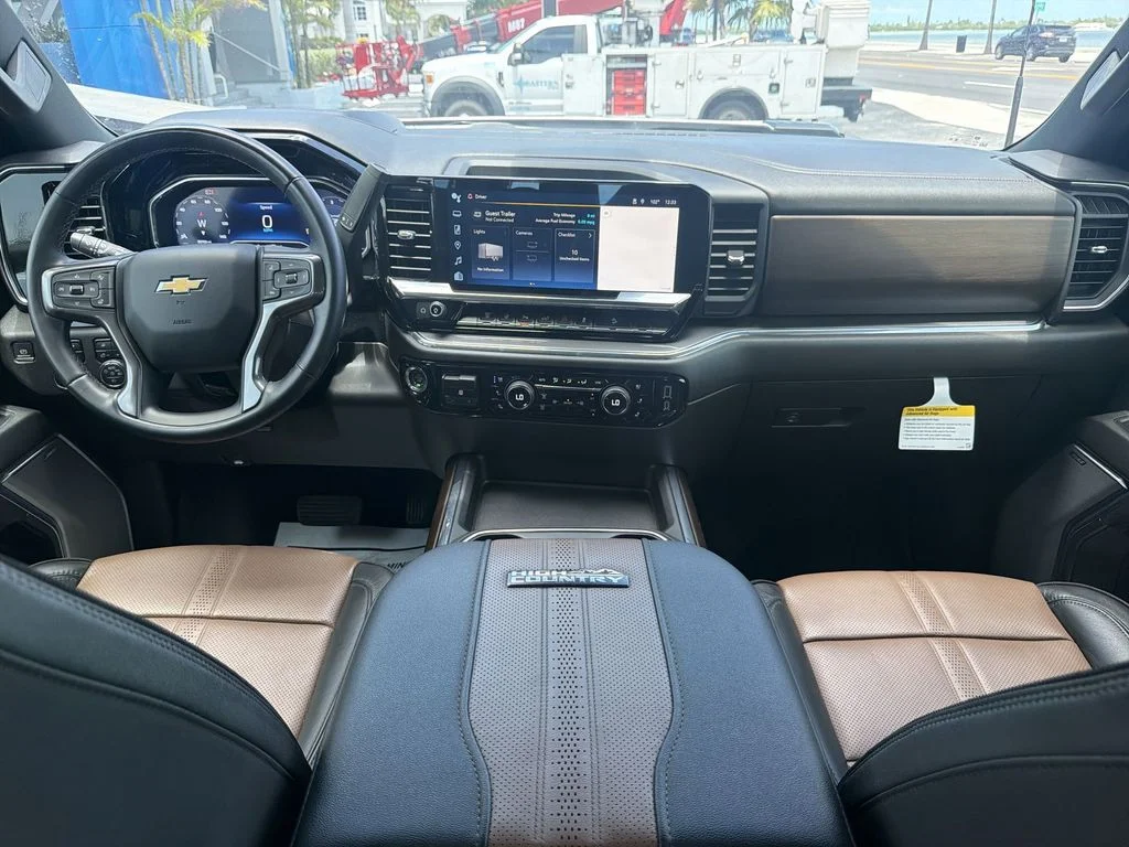 Used 2024 Beige Chevrolet High Country image 27