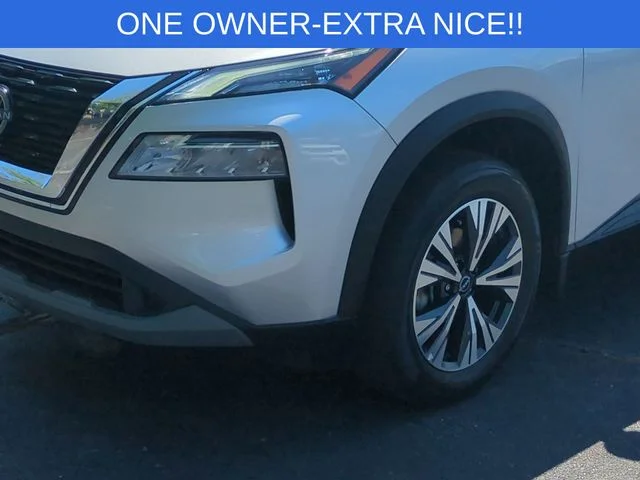 Used 2023 Silver Nissan SV image 9