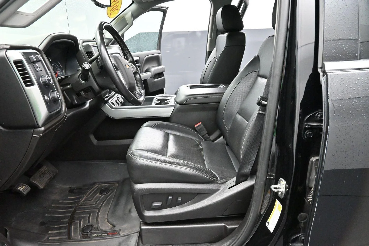 Used 2019 Black Chevrolet LTZ image 13