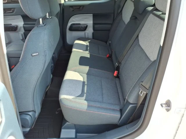 Used 2024 White Ford XLT image 17