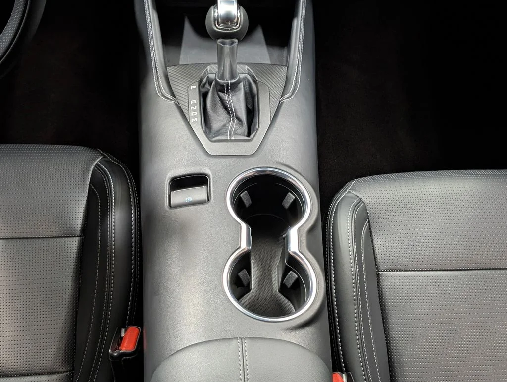 Certified Used 2025 Molten Ford GT Premium image 6