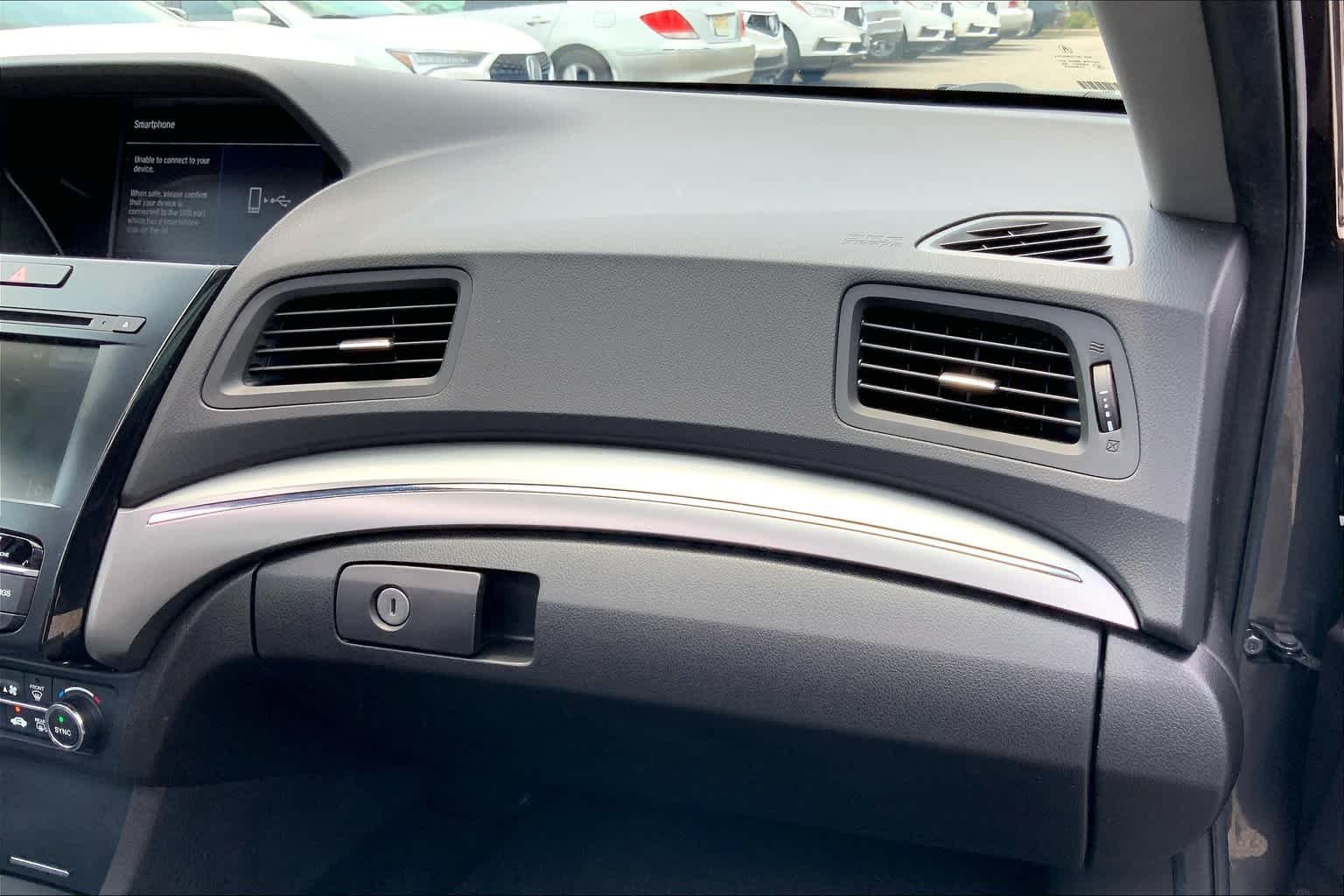Used 2019 Modern Steel Metallic Acura w/Premium Pkg image 15