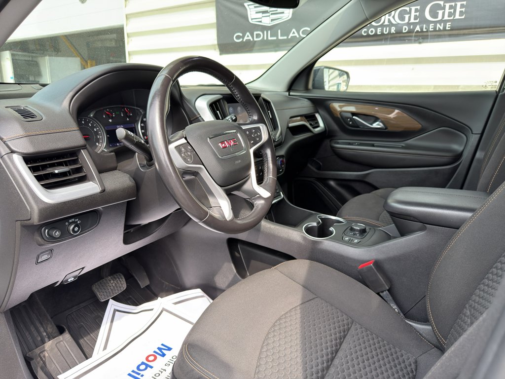 Used 2020 Summit White GMC SLE image 10