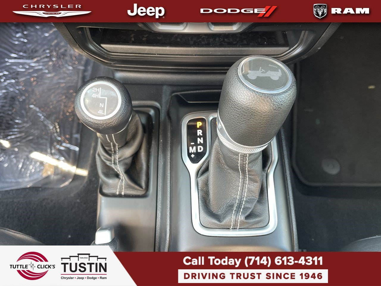 Used 2020 Granite Crystal Metallic Clearcoat Jeep Sahara image 23