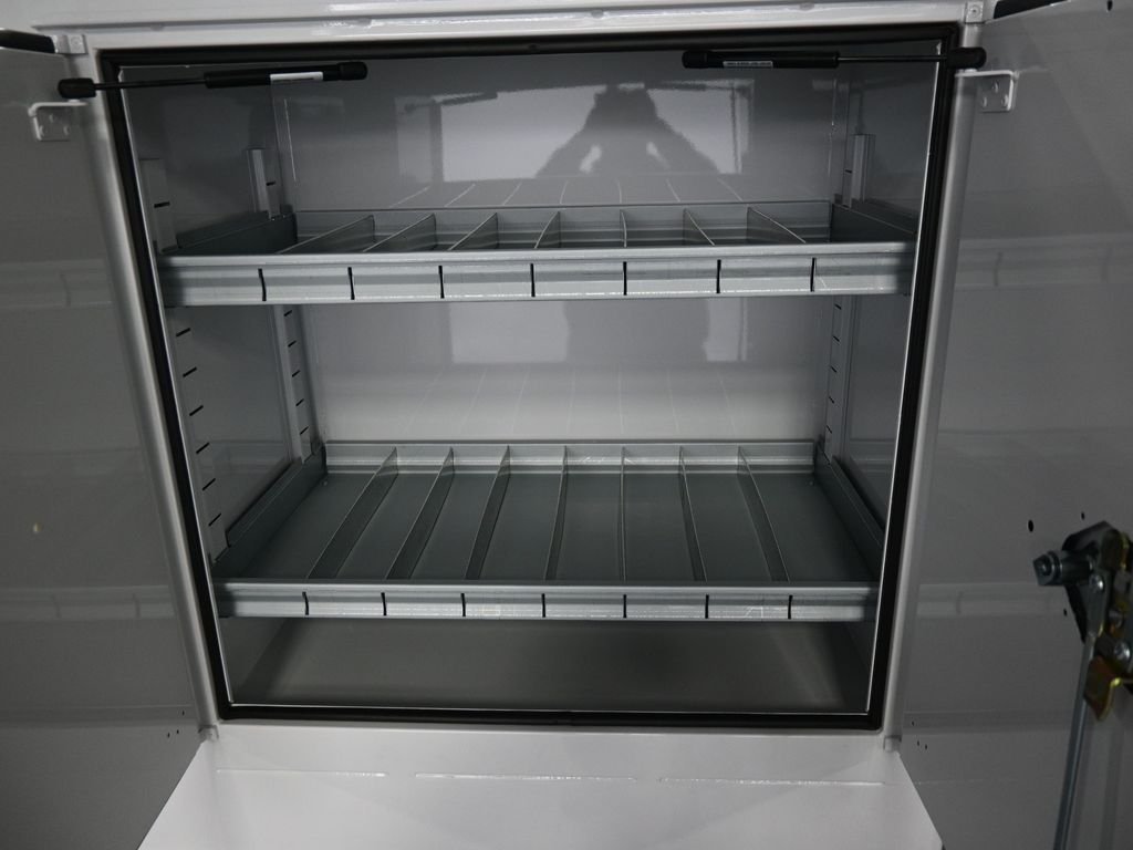 2025 Ford F-550 Super Duty Chassis Cab XL - Photo 29