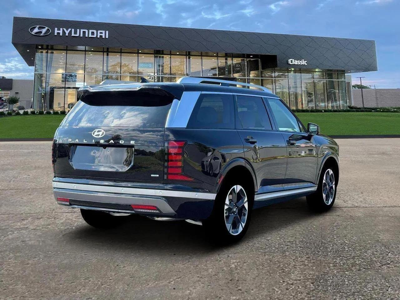 New 2026 Abyss Black Pearl Hyundai Limited image 7
