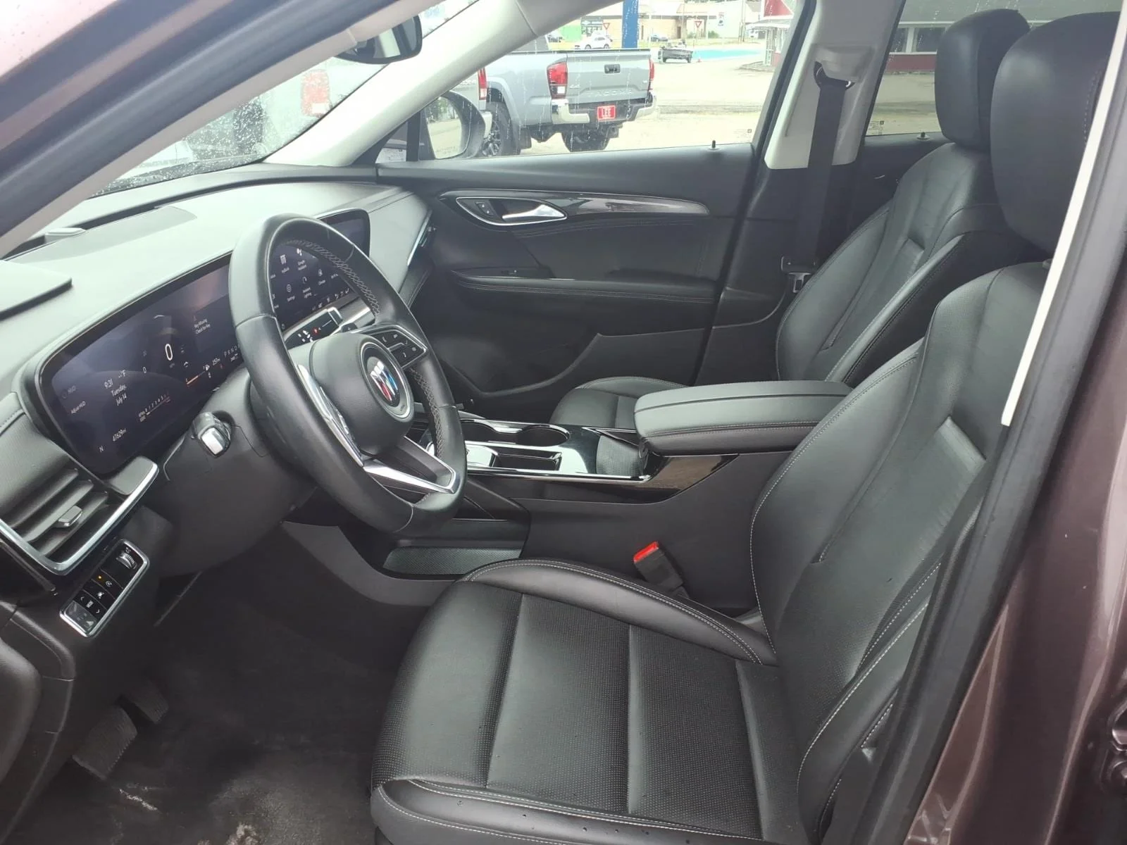 Used 2024 Amethyst Metallic Buick Preferred image 14