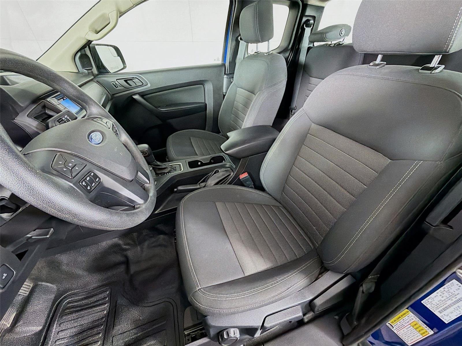 Used 2020 Lightning Blue Ford XL image 2