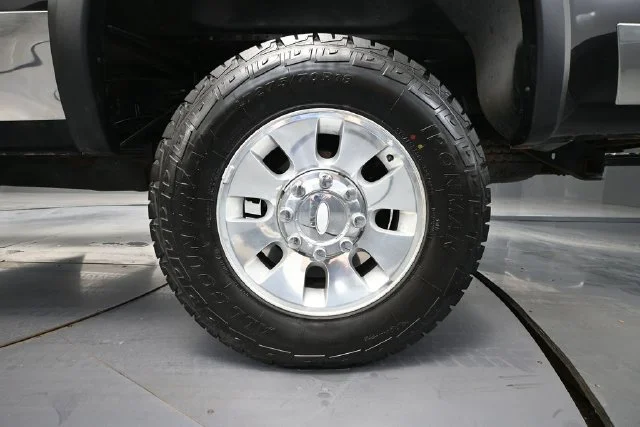 Used 2008 Black Ford Lariat image 9