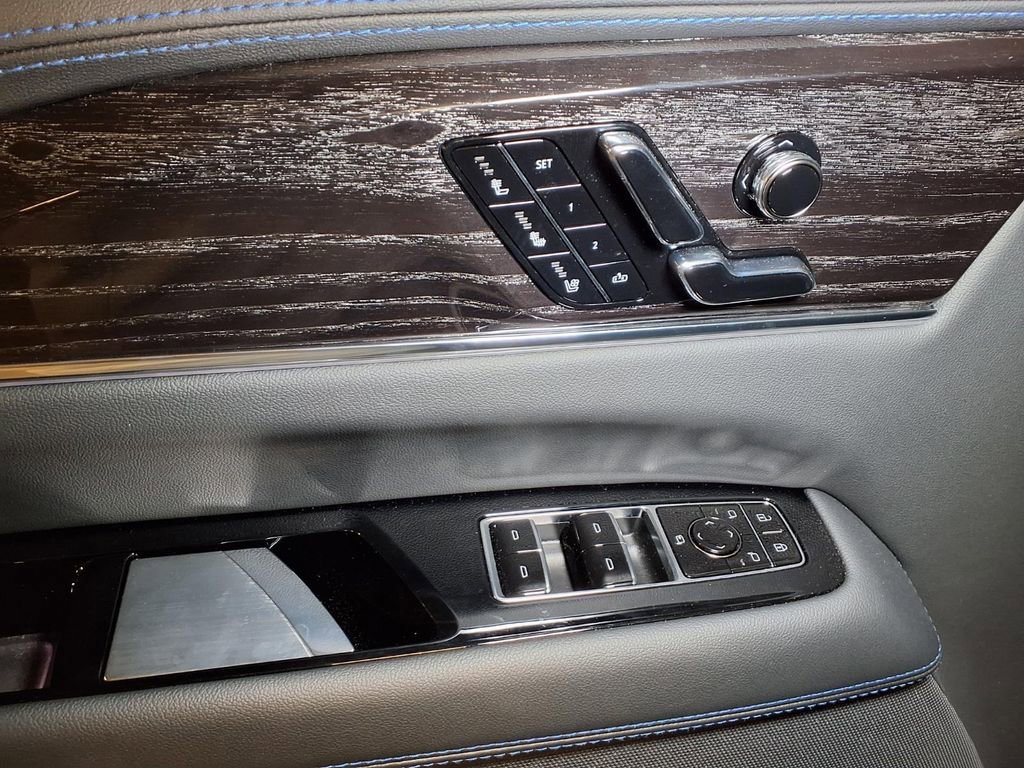 2026 Cadillac Escalade IQ Sport - Photo 15