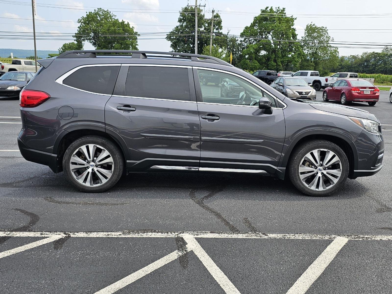 Used 2020 Magnetite Gray Metallic Subaru Limited image 24